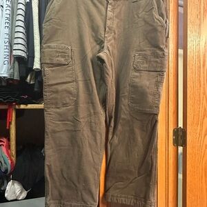 Duluth Trading Co Brown Cargo Pants with Relaxed Fit